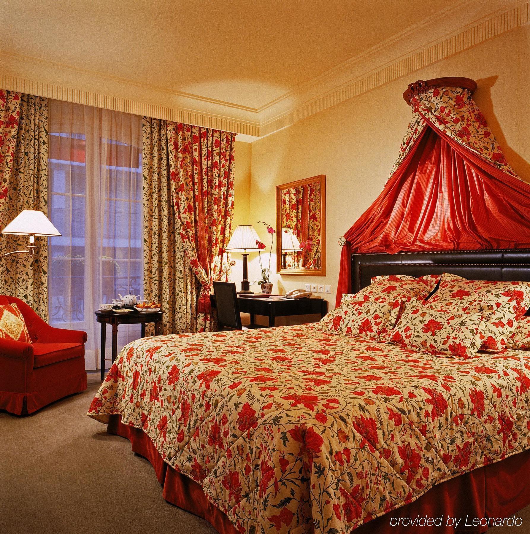 Francois 1Er Hotel Paris Room photo