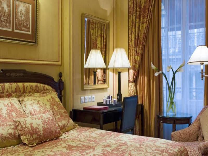 Francois 1Er Hotel Paris Exterior photo