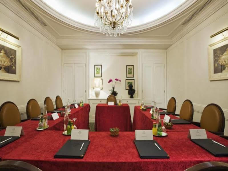 Francois 1Er Hotel Paris Exterior photo